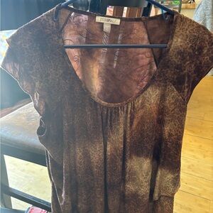 Roz & Ali Brown Cap Sleeve Blouse with Gold Accents